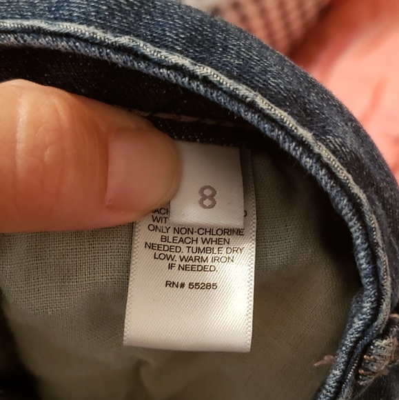 Express Jean Short - Picture 3 of 3